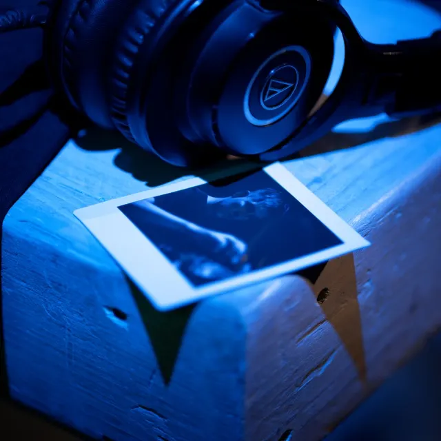 On the second night of Blender Conference 2024, I played a 2-hour set of modular madness with live-rendered visuals. I had so much fun that night and had so many good responses the following days.