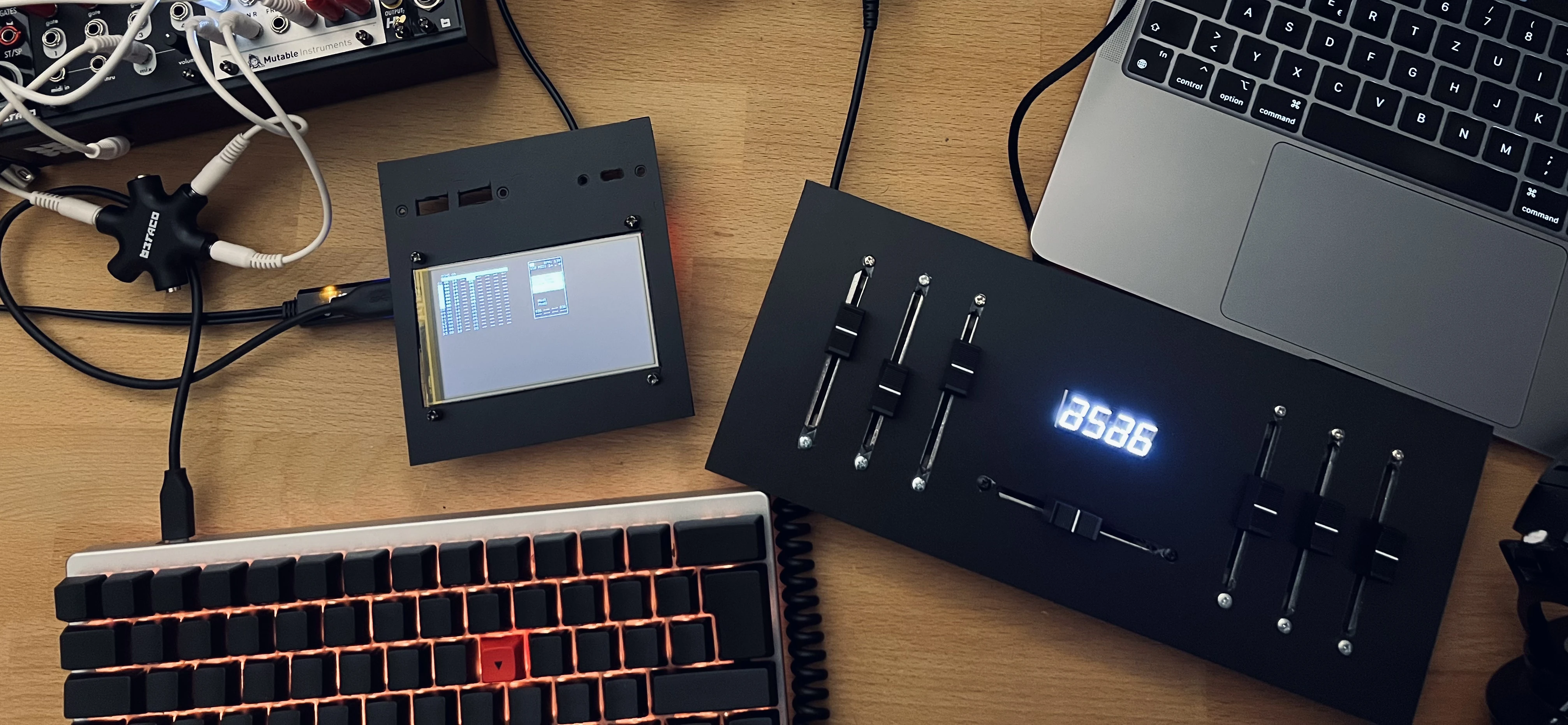 The midifader in context with midi tracker and other equipment